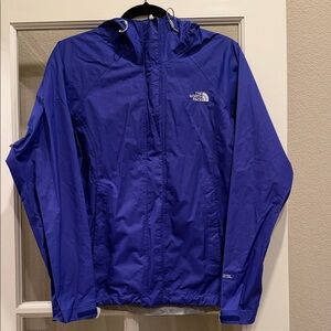 The North Face Women’s Quest Hooded jacket- size Small